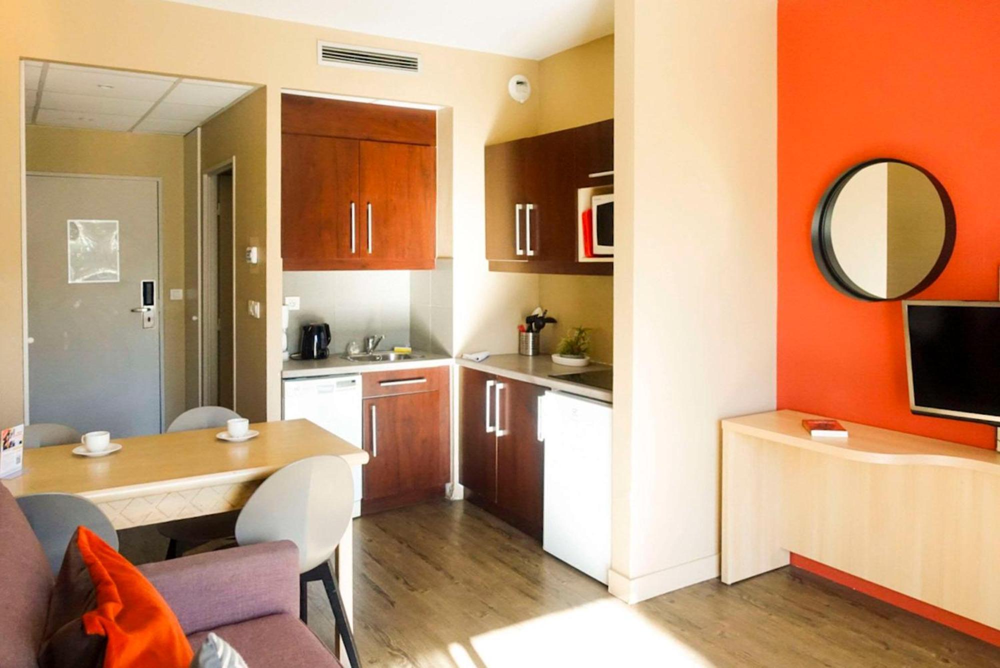 Comfort Aparthotel Marseille Prado מראה חיצוני תמונה