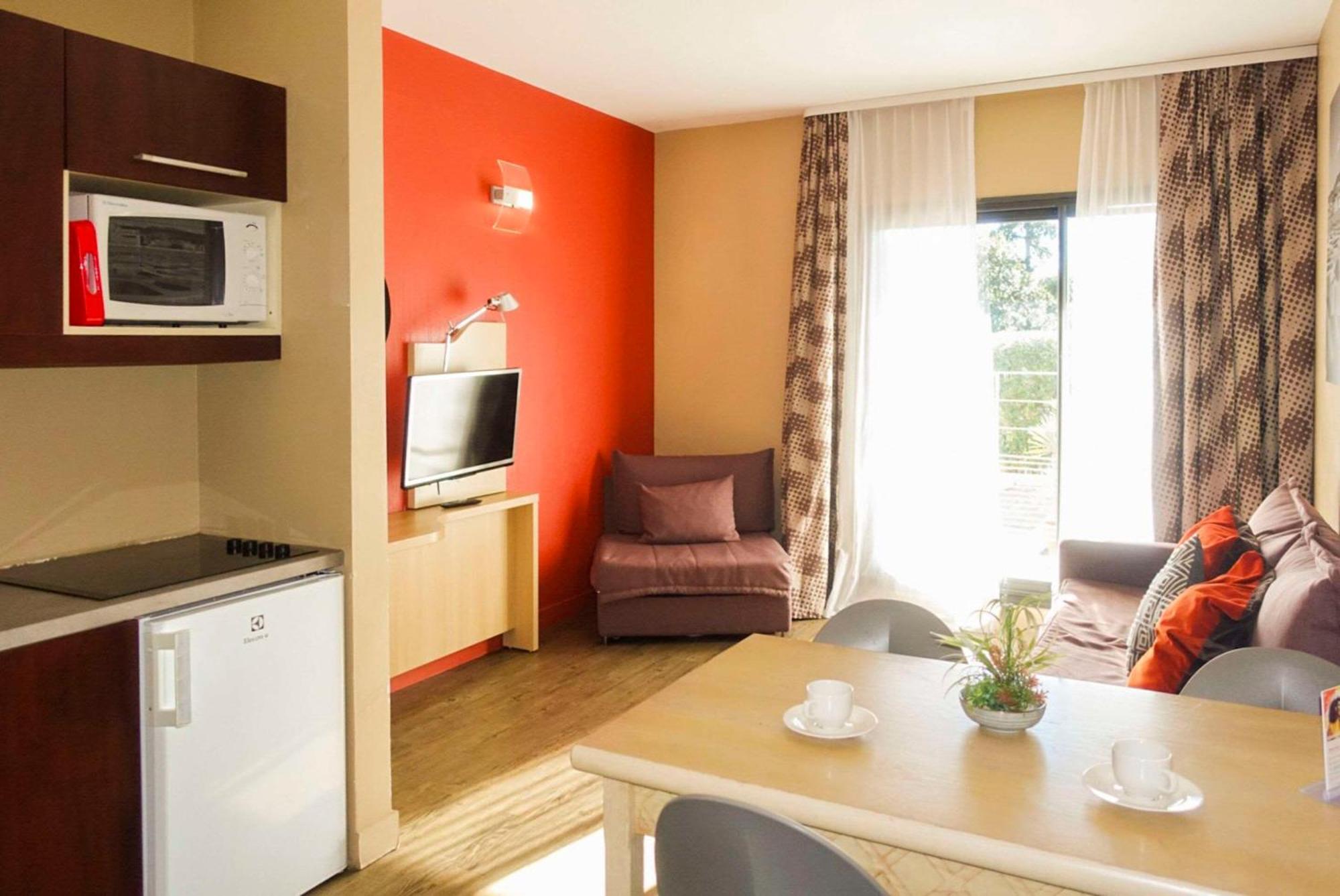 Comfort Aparthotel Marseille Prado מראה חיצוני תמונה